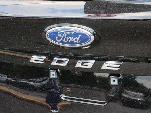 new 2024 Ford Edge car, priced at $44,305