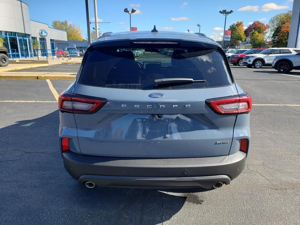 new 2025 Ford Escape car, priced at $34,715