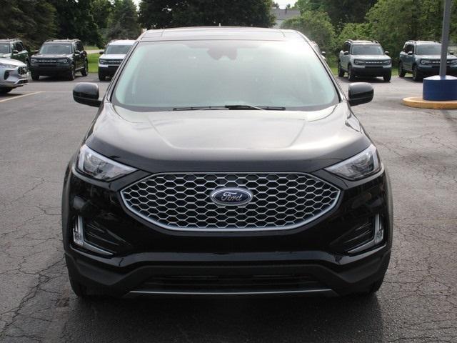 new 2024 Ford Edge car, priced at $44,105