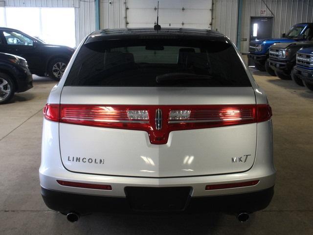 used 2019 Lincoln MKT car, priced at $23,999
