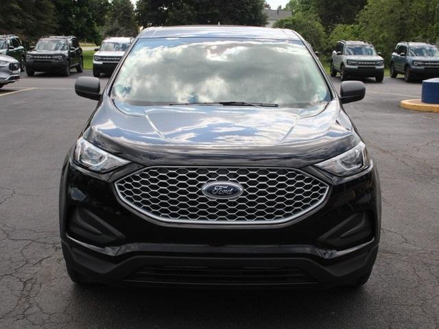 new 2024 Ford Edge car, priced at $40,060