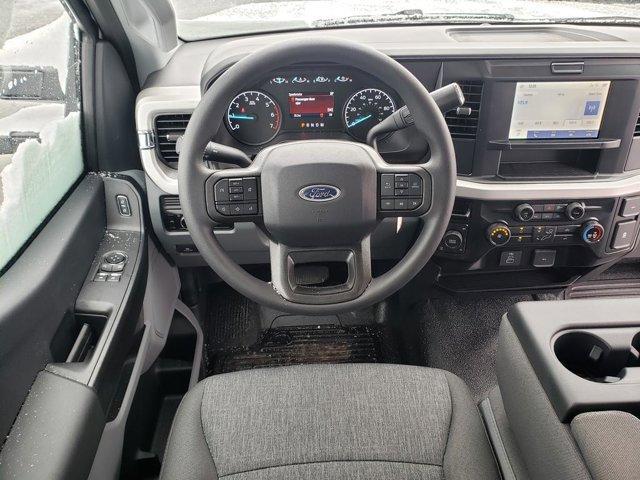 new 2025 Ford F-350 car, priced at $54,245