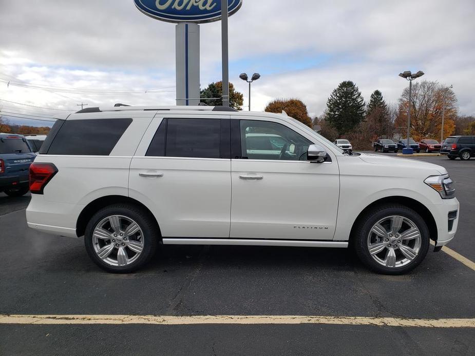 new 2024 Ford Expedition car, priced at $89,060