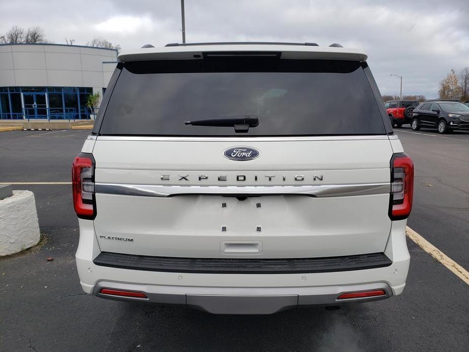 new 2024 Ford Expedition car, priced at $89,060