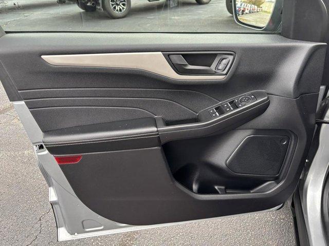 used 2022 Ford Escape car, priced at $21,999