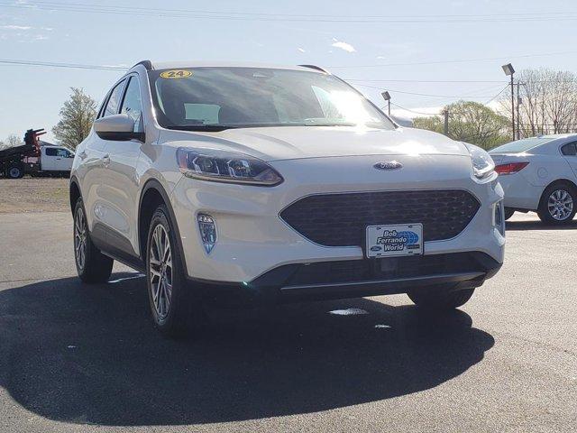 used 2022 Ford Escape car, priced at $24,999