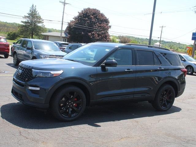 new 2024 Ford Explorer car, priced at $62,305