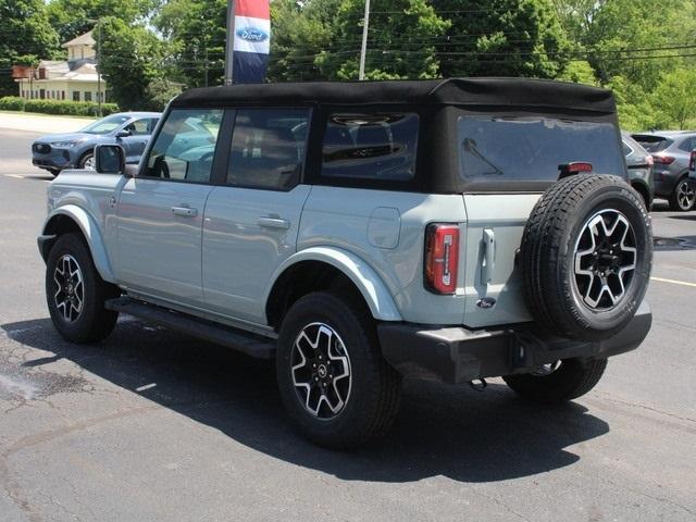 new 2024 Ford Bronco car, priced at $53,215