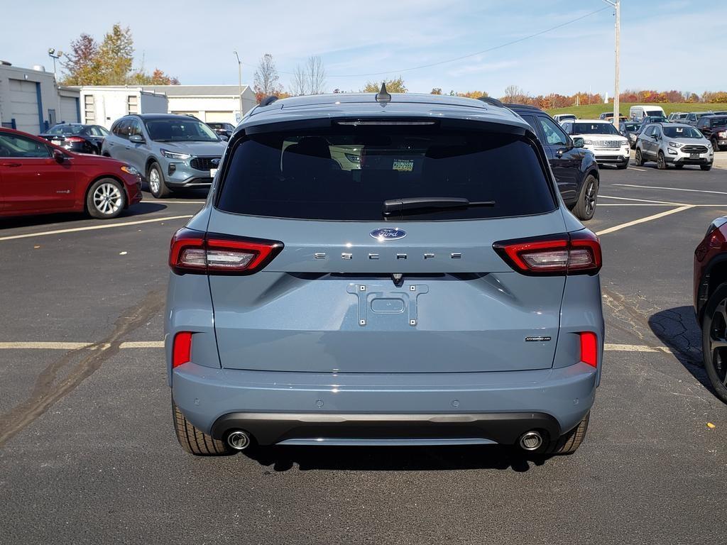 new 2025 Ford Escape car, priced at $43,310