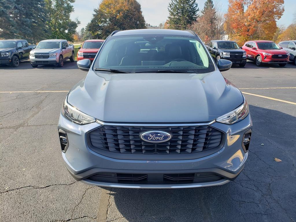 new 2025 Ford Escape car, priced at $40,055