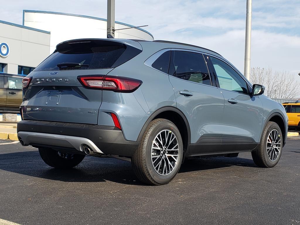 new 2025 Ford Escape car, priced at $40,055