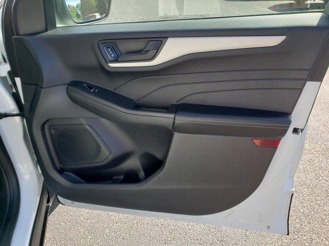 used 2022 Ford Escape car, priced at $23,999