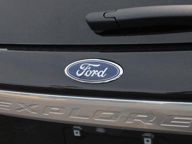 new 2024 Ford Explorer car, priced at $61,130