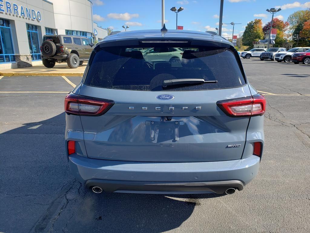 new 2025 Ford Escape car, priced at $41,885