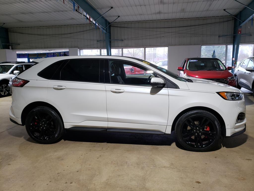 used 2022 Ford Edge car, priced at $35,999