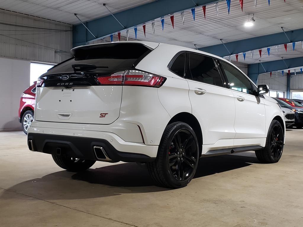 used 2022 Ford Edge car, priced at $35,999