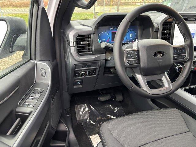 new 2025 Ford F-150 car, priced at $60,370