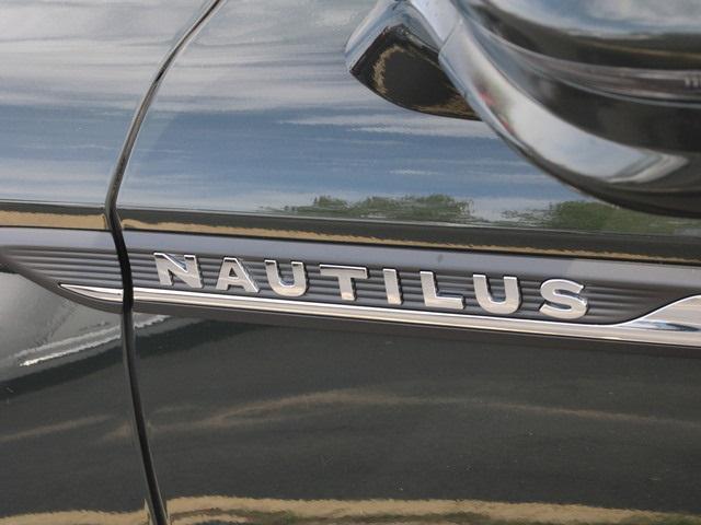 used 2022 Lincoln Nautilus car, priced at $46,999