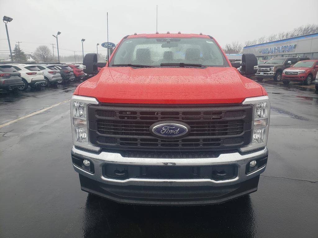 new 2024 Ford F-350 car, priced at $52,910