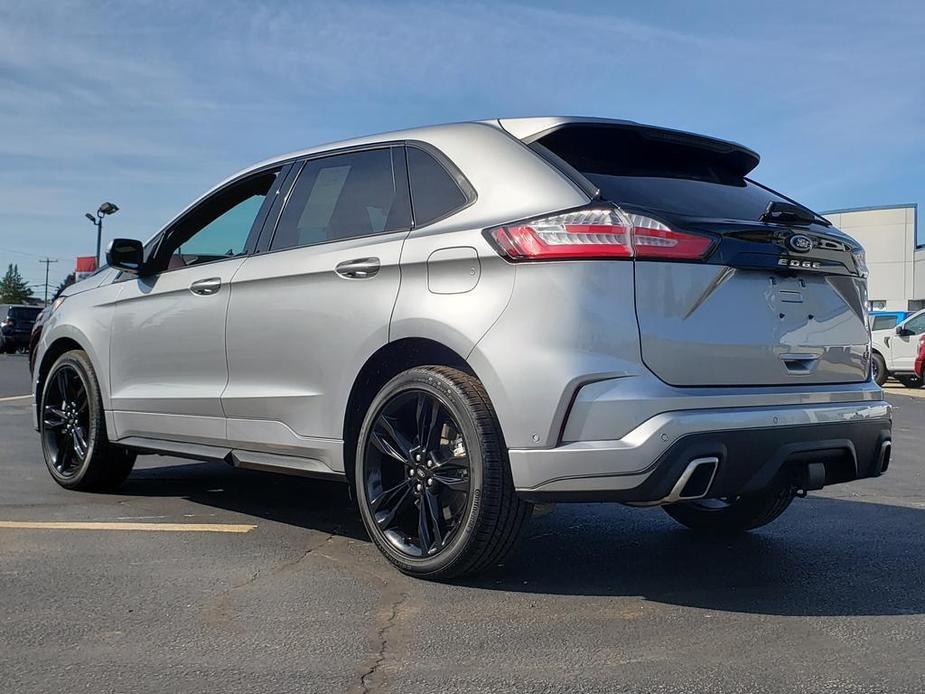 used 2022 Ford Edge car, priced at $38,999