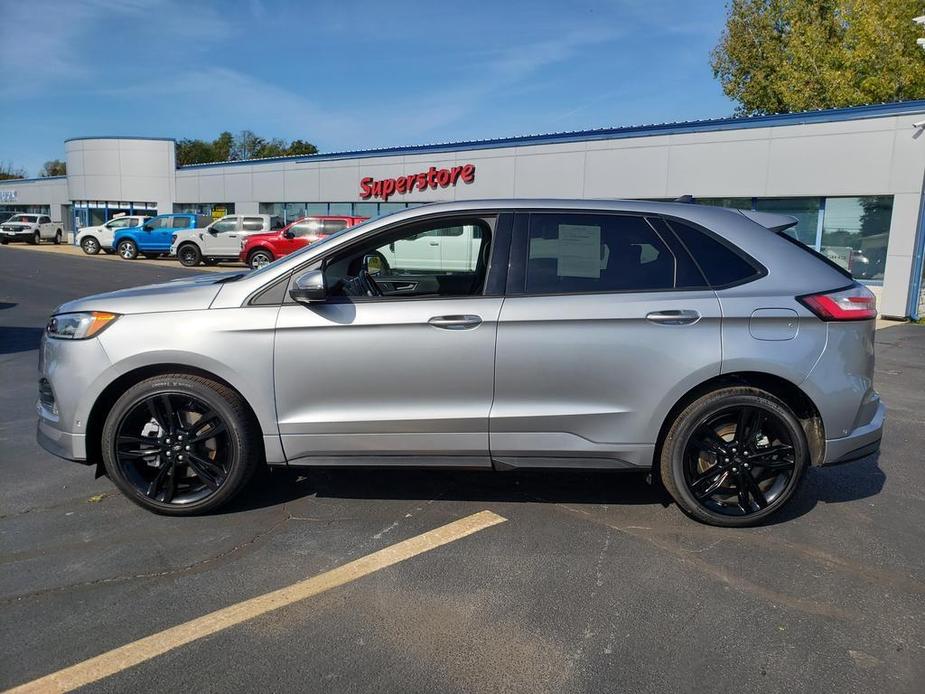 used 2022 Ford Edge car, priced at $38,999