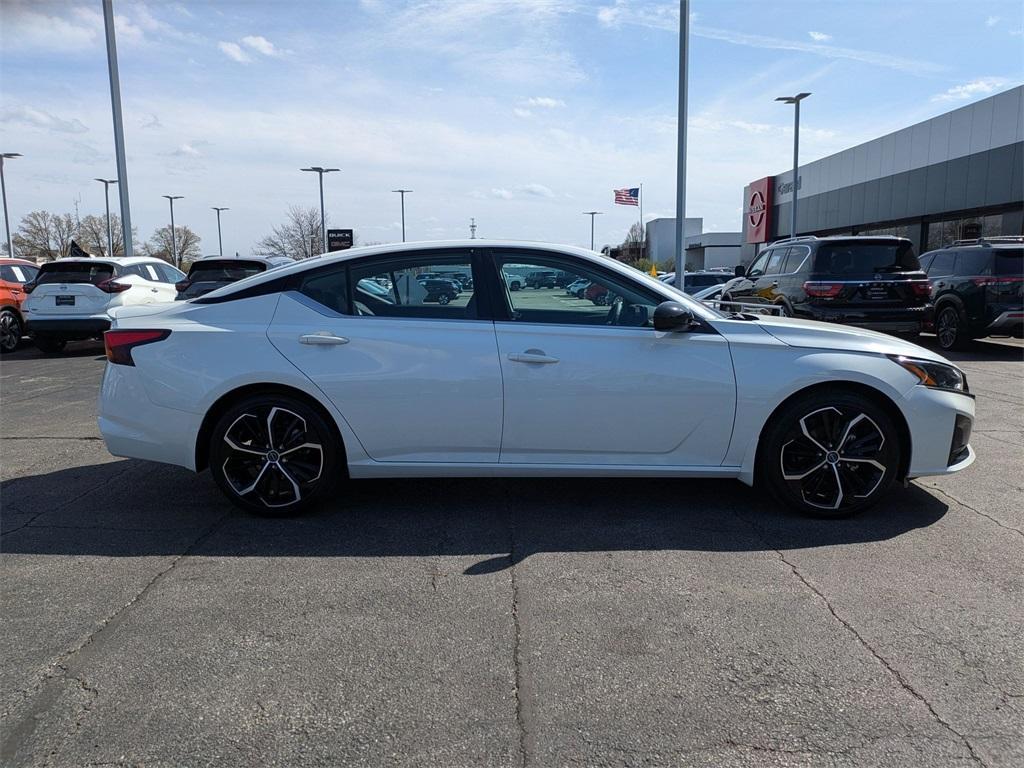 new 2024 Nissan Altima car, priced at $27,999