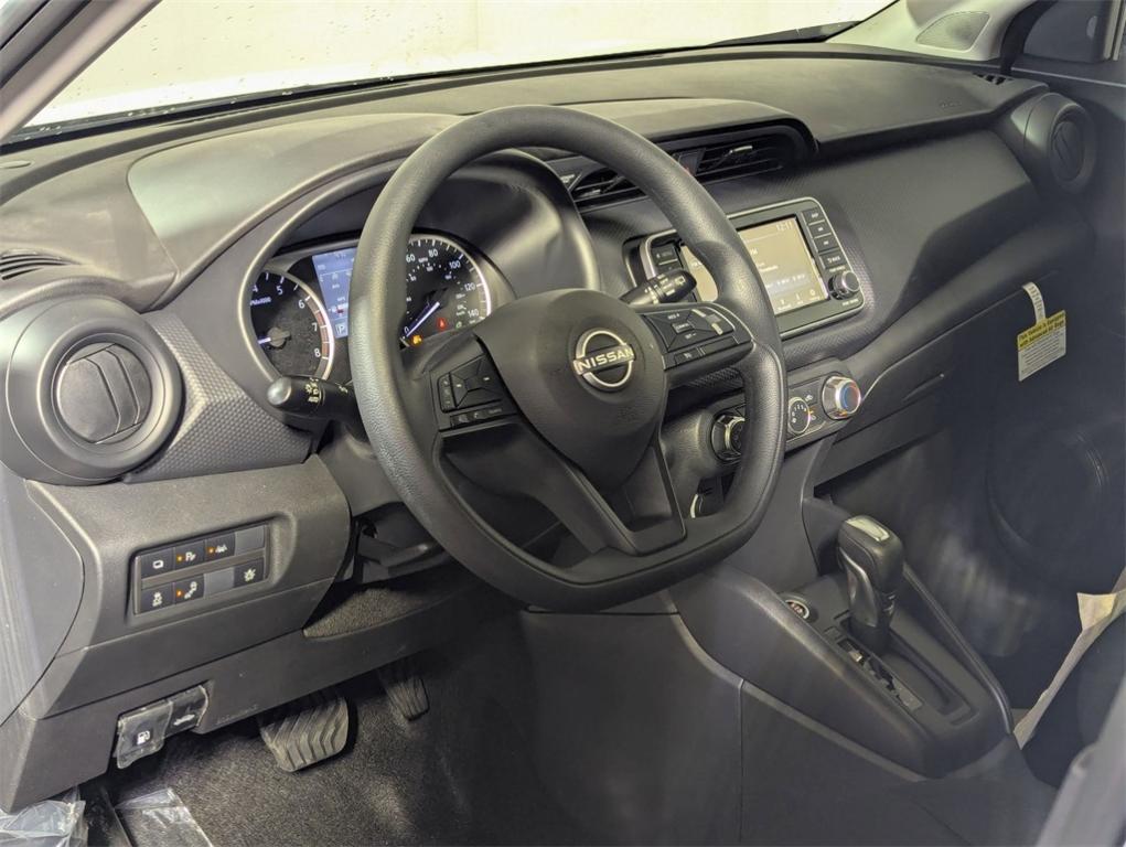 new 2025 Nissan Kicks Play car, priced at $21,979