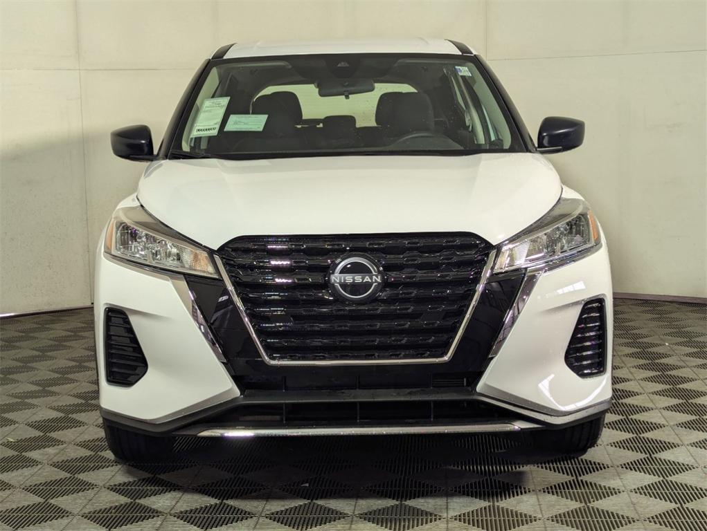new 2025 Nissan Kicks Play car, priced at $21,979