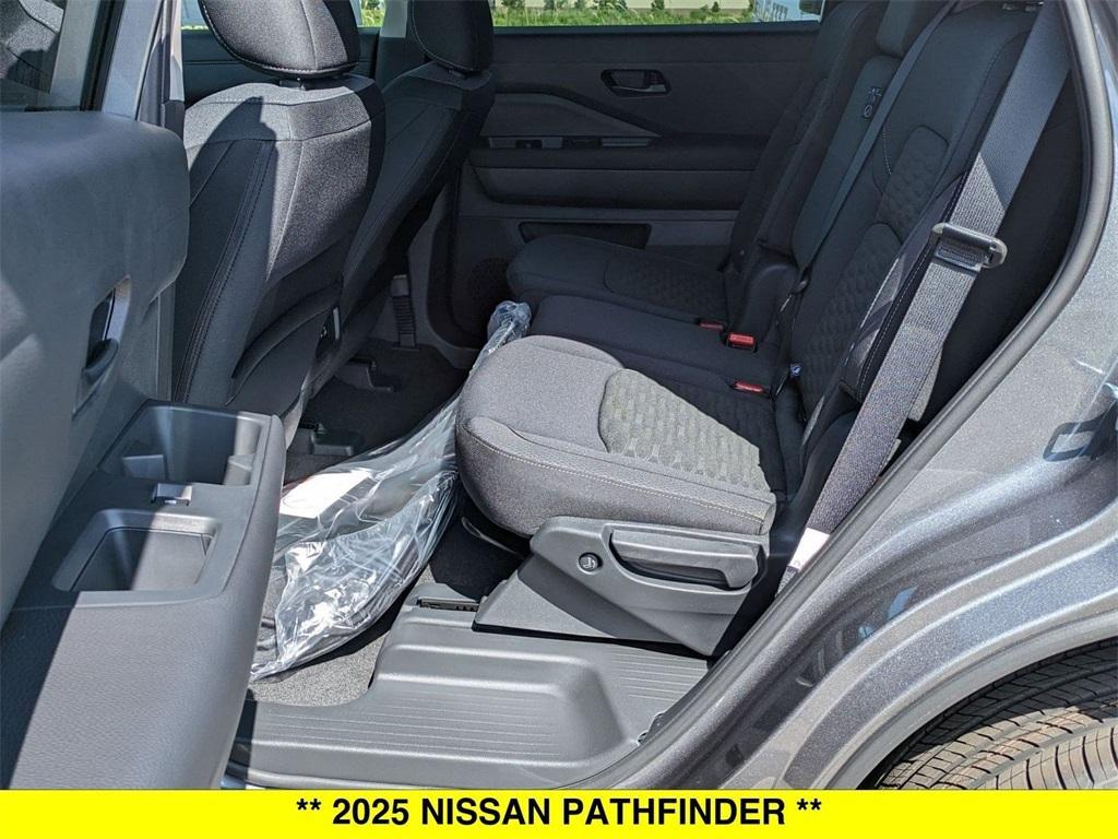 new 2025 Nissan Pathfinder car, priced at $40,580