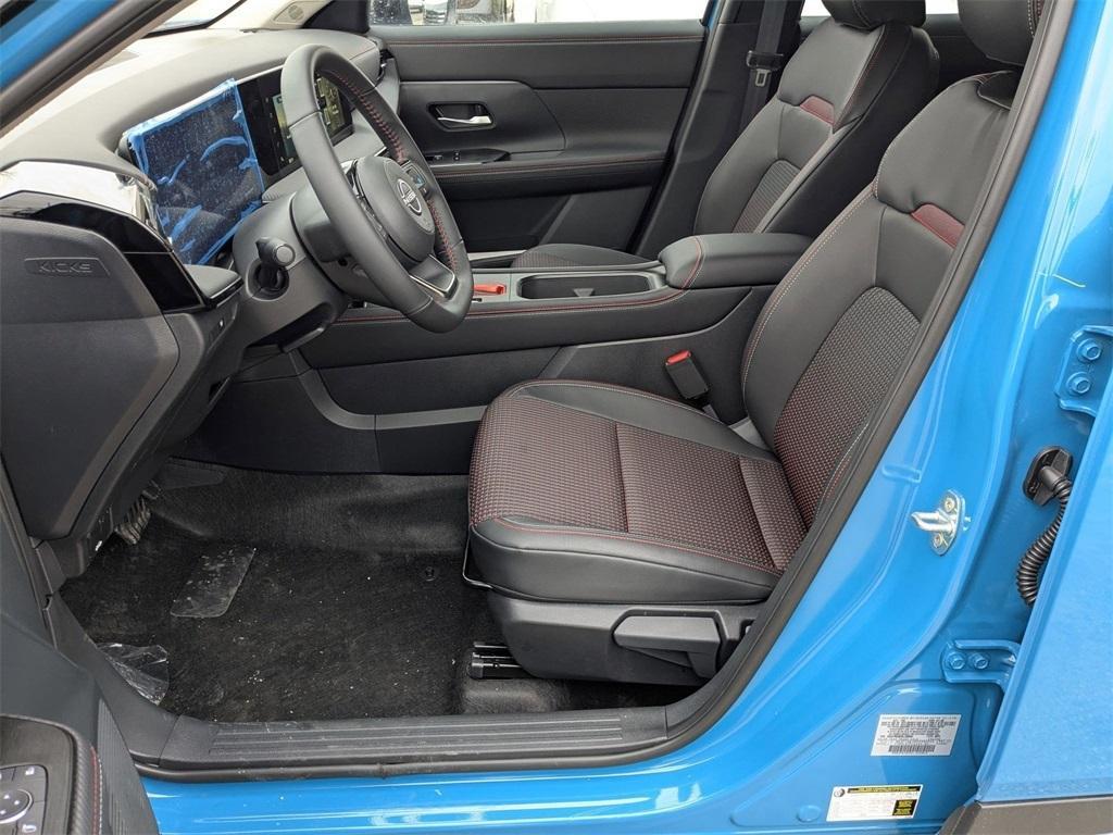 new 2025 Nissan Kicks car, priced at $30,225