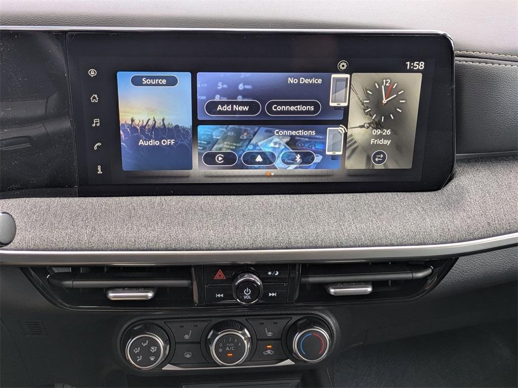 new 2025 Nissan Kicks car, priced at $26,305