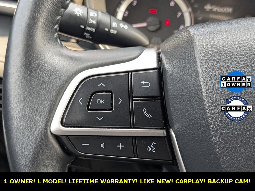 used 2023 Toyota Highlander car, priced at $33,677