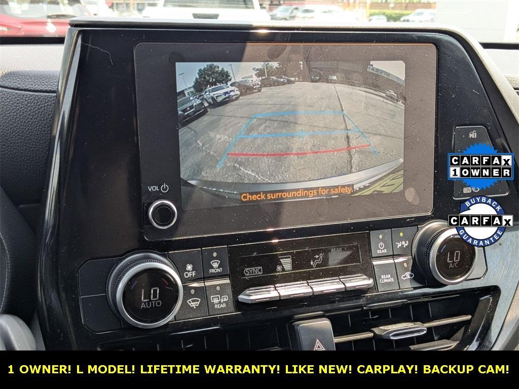 used 2023 Toyota Highlander car, priced at $33,677