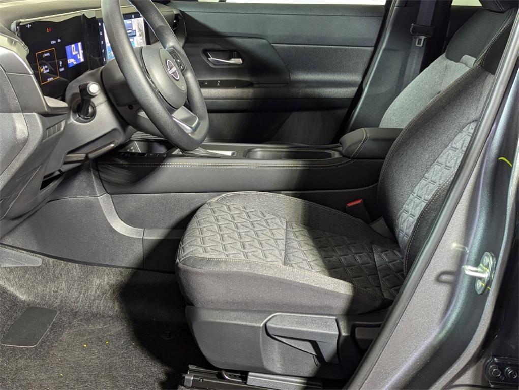 new 2025 Nissan Kicks car, priced at $26,592