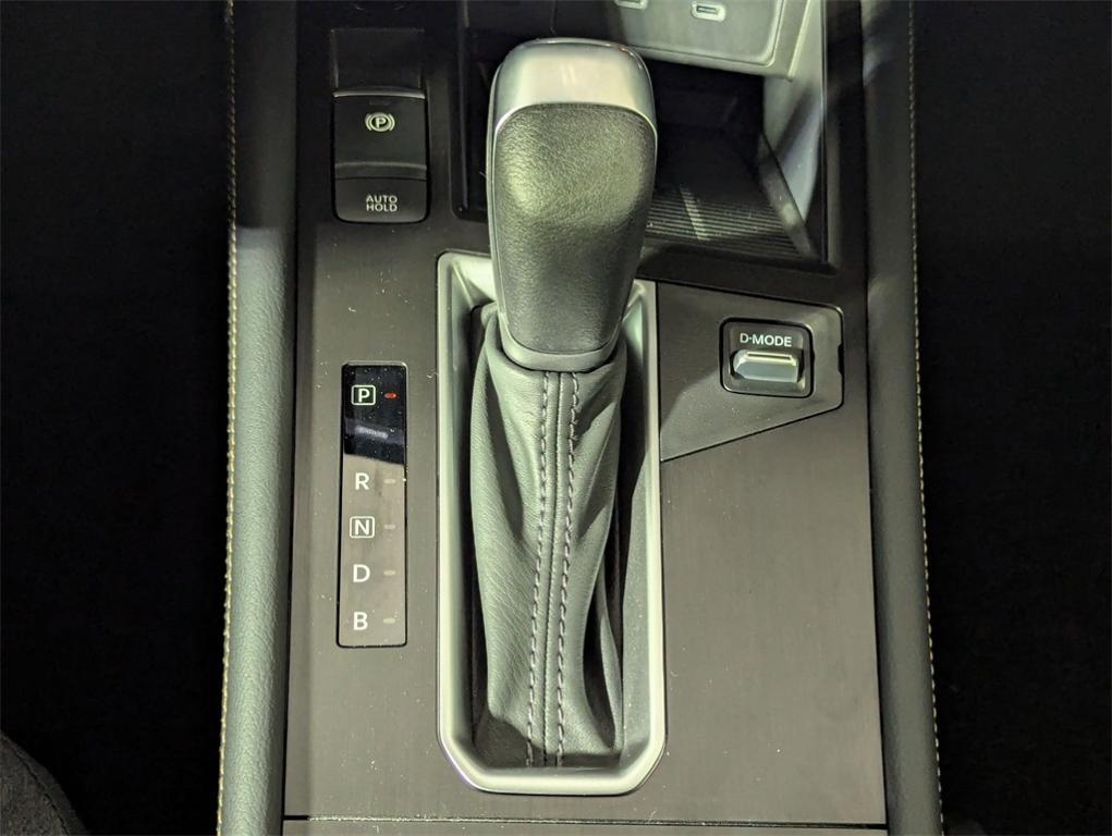 new 2025 Nissan Kicks car, priced at $26,592