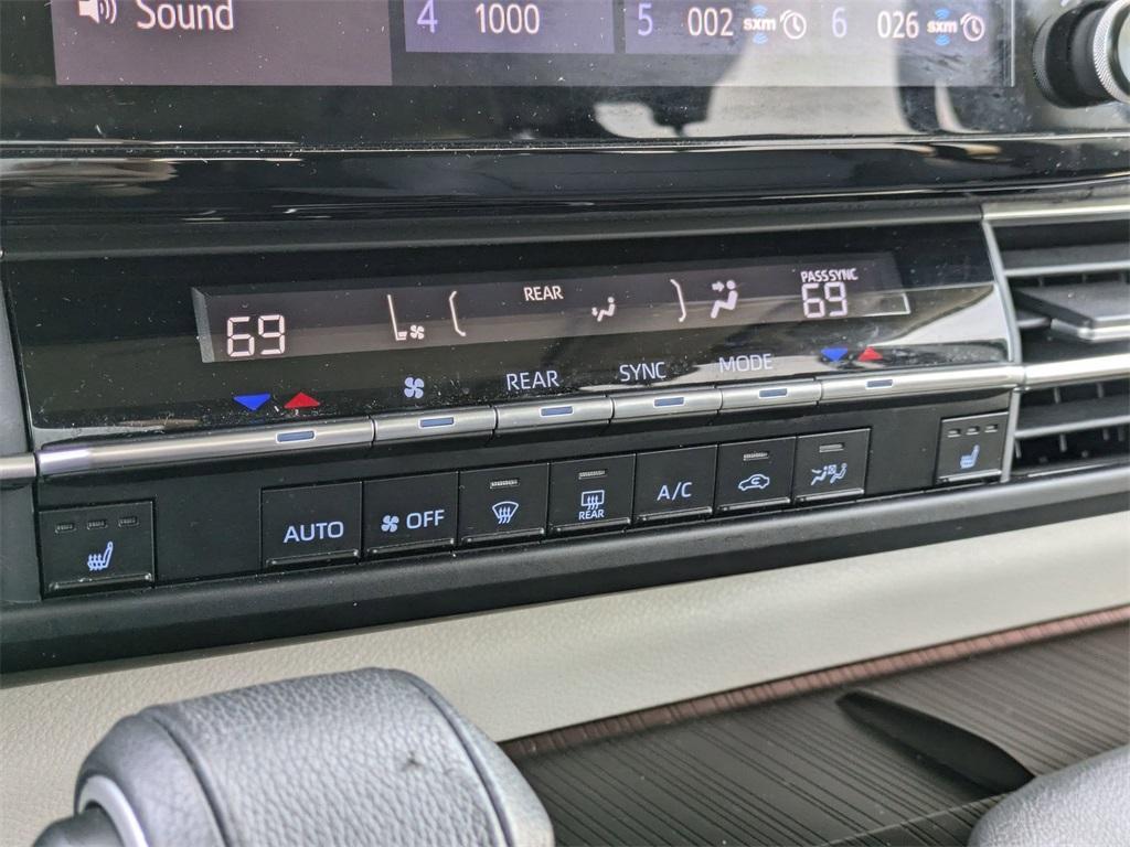 used 2023 Toyota Sienna car, priced at $44,977