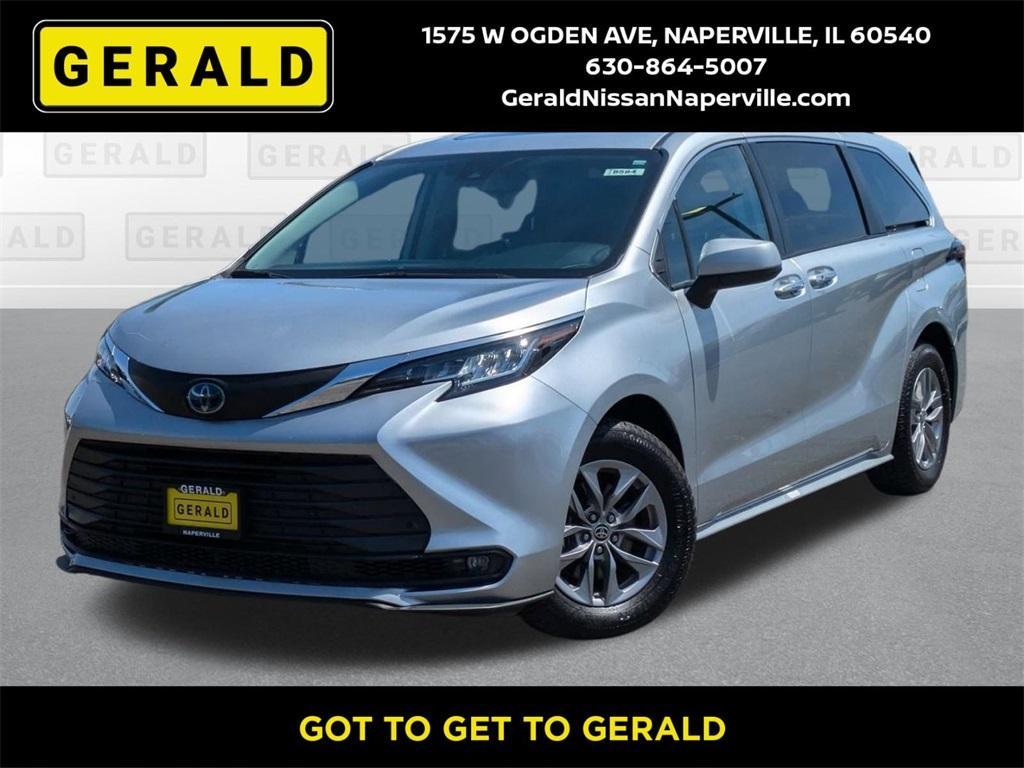 used 2023 Toyota Sienna car, priced at $44,977