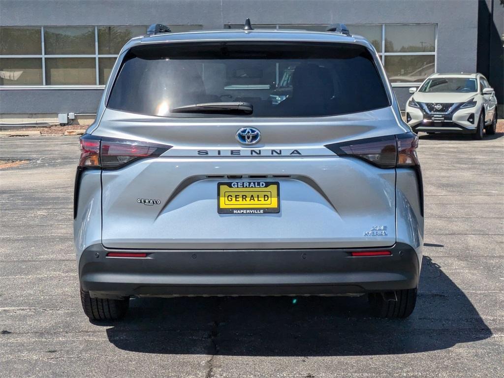 used 2023 Toyota Sienna car, priced at $44,977
