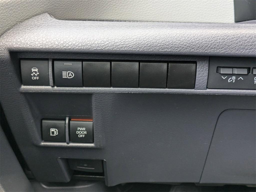 used 2023 Toyota Sienna car, priced at $44,977