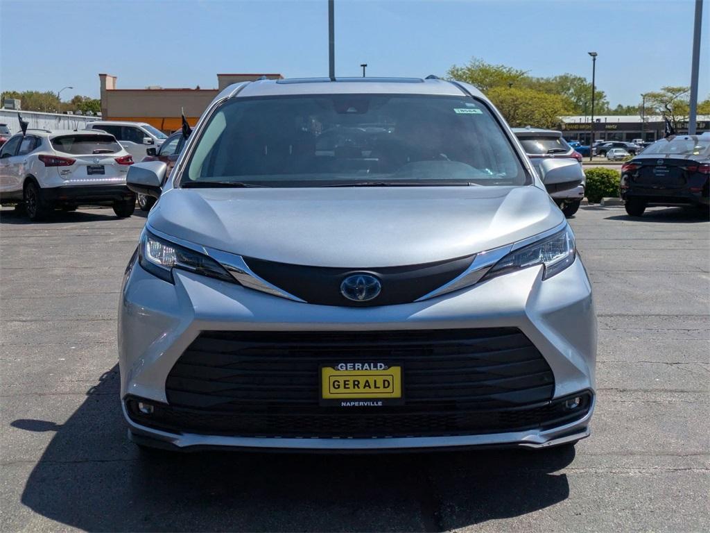 used 2023 Toyota Sienna car, priced at $44,977