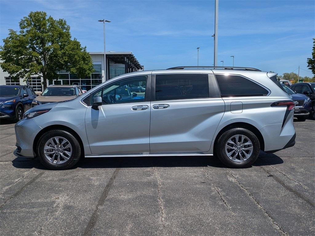 used 2023 Toyota Sienna car, priced at $44,977