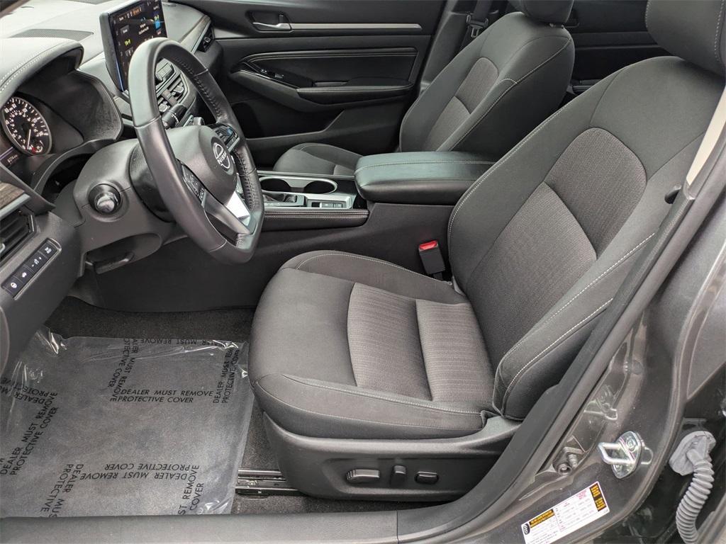 used 2023 Nissan Altima car, priced at $22,977