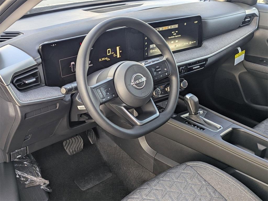 new 2025 Nissan Kicks car, priced at $24,257