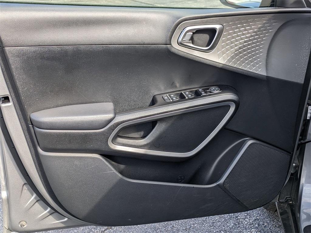 used 2023 Kia Soul car, priced at $19,977