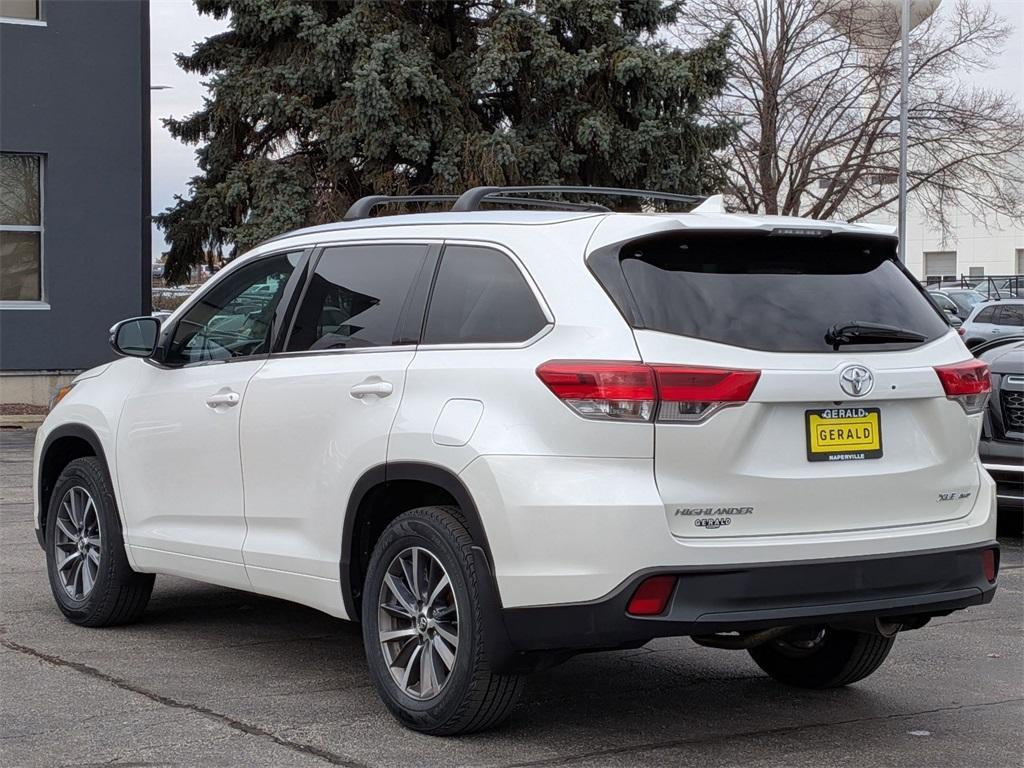 used 2018 Toyota Highlander car, priced at $23,977