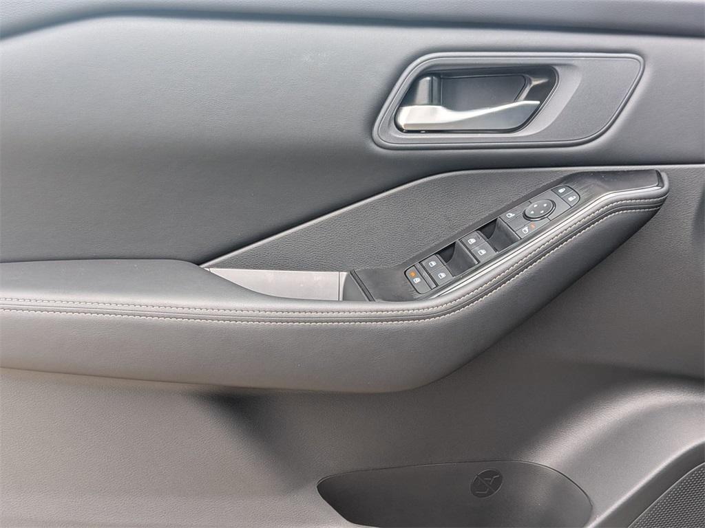 new 2026 Nissan Rogue car, priced at $34,000