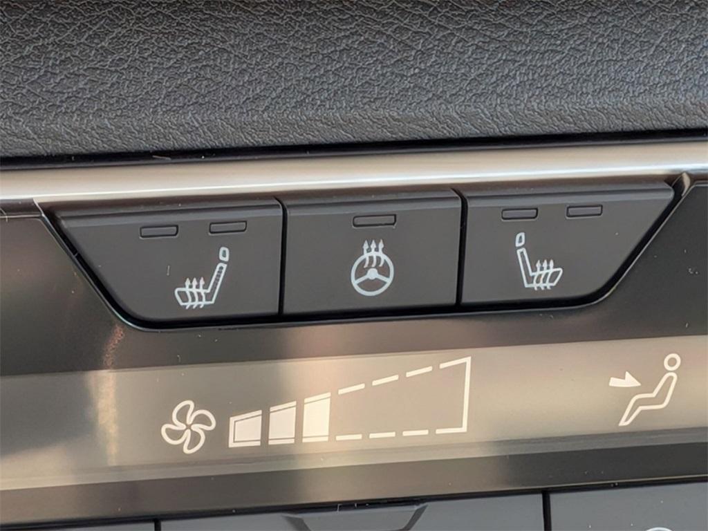 new 2025 Nissan Altima car, priced at $33,079