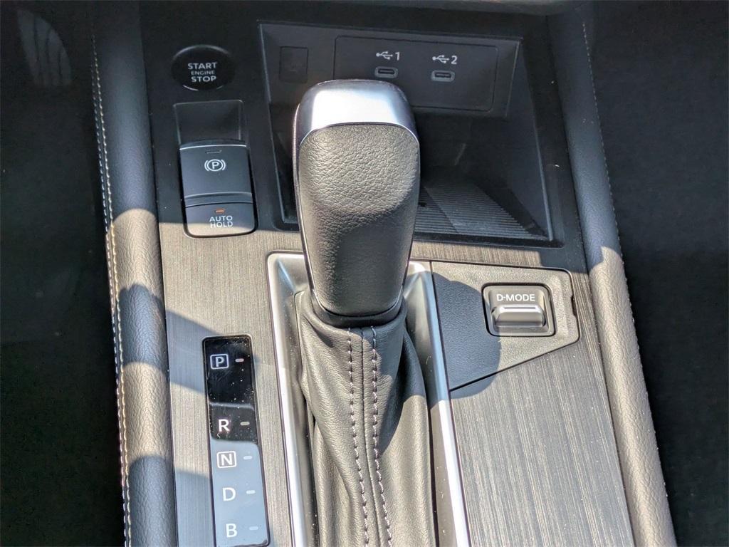 new 2025 Nissan Kicks car, priced at $25,855