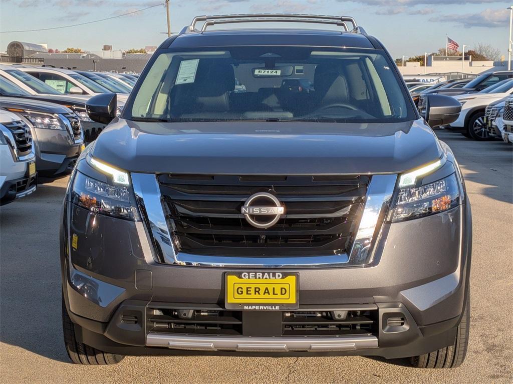 new 2025 Nissan Pathfinder car, priced at $48,510