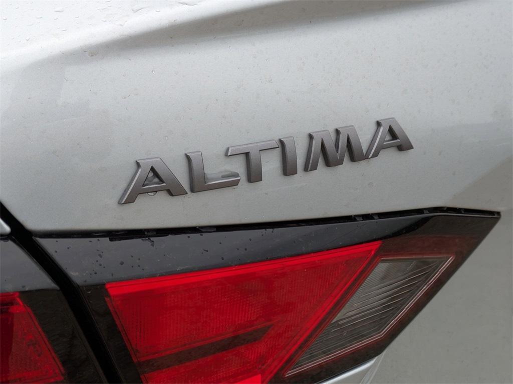 new 2025 Nissan Altima car, priced at $27,984